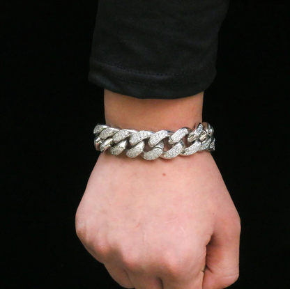 LuxeLink™ Cuban Bracelet